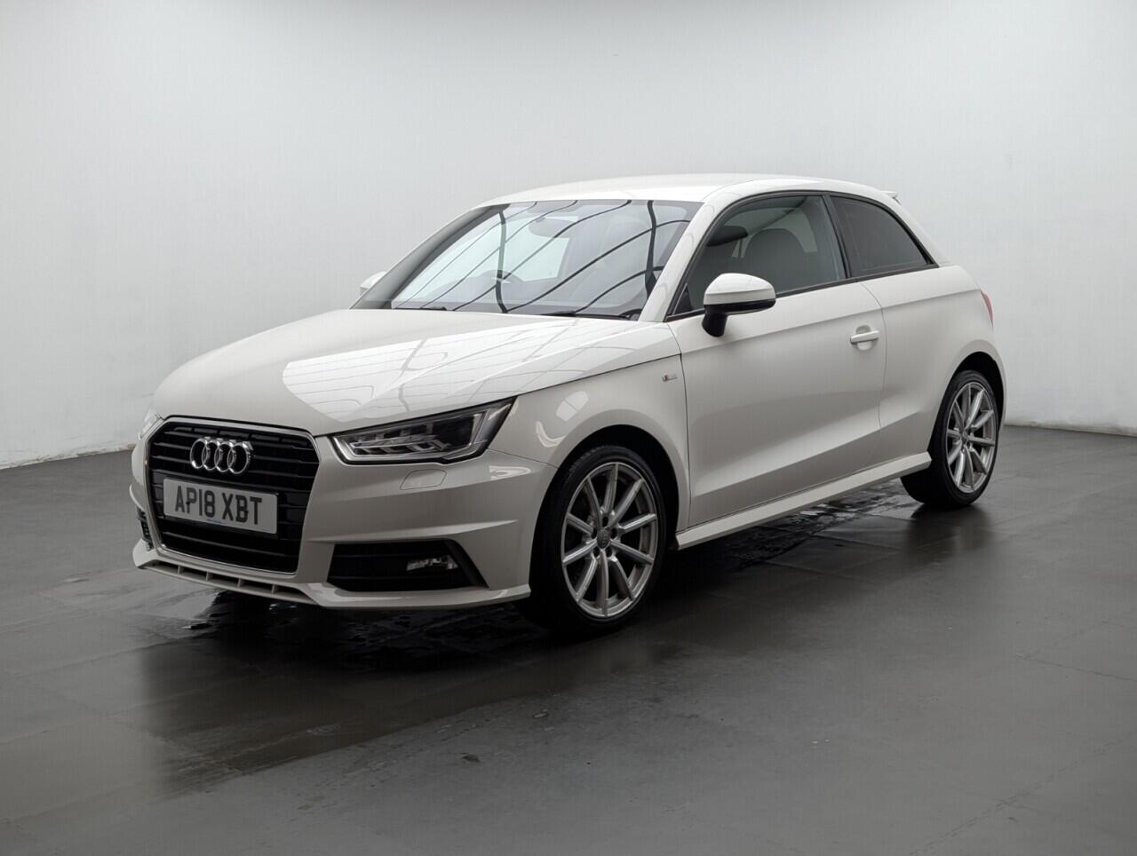 Used Audi A1 for sale - 77671185: Photo 4