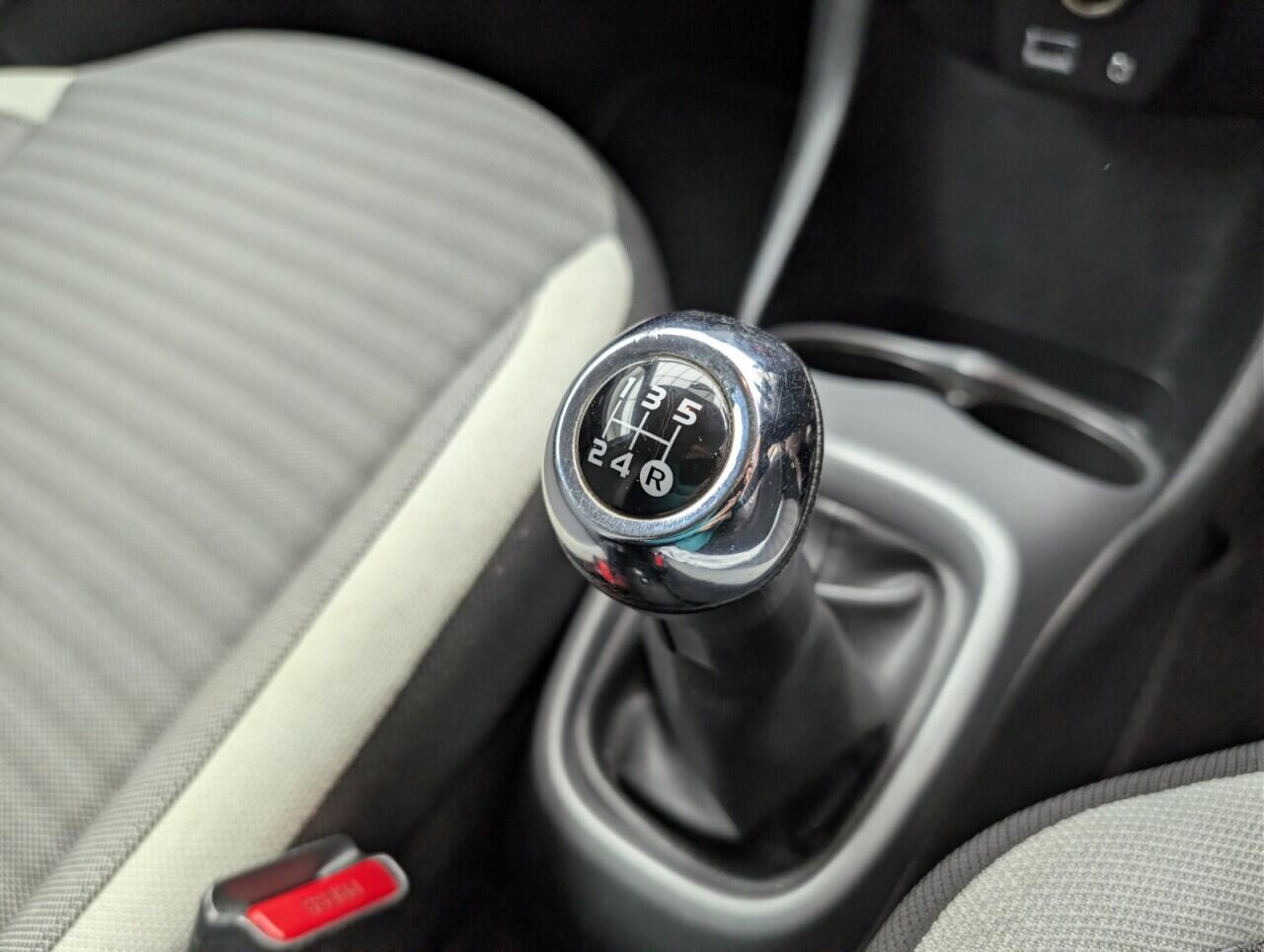 Used Toyota AYGO 2018 for sale - 77060235: Photo 17