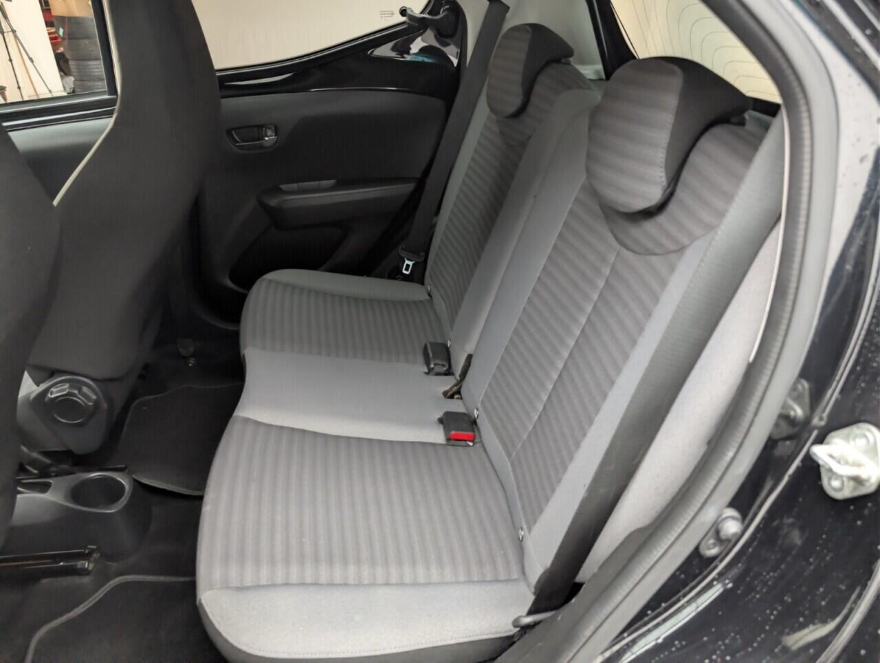 Used Toyota AYGO 2018 for sale - 77060235: Photo 25