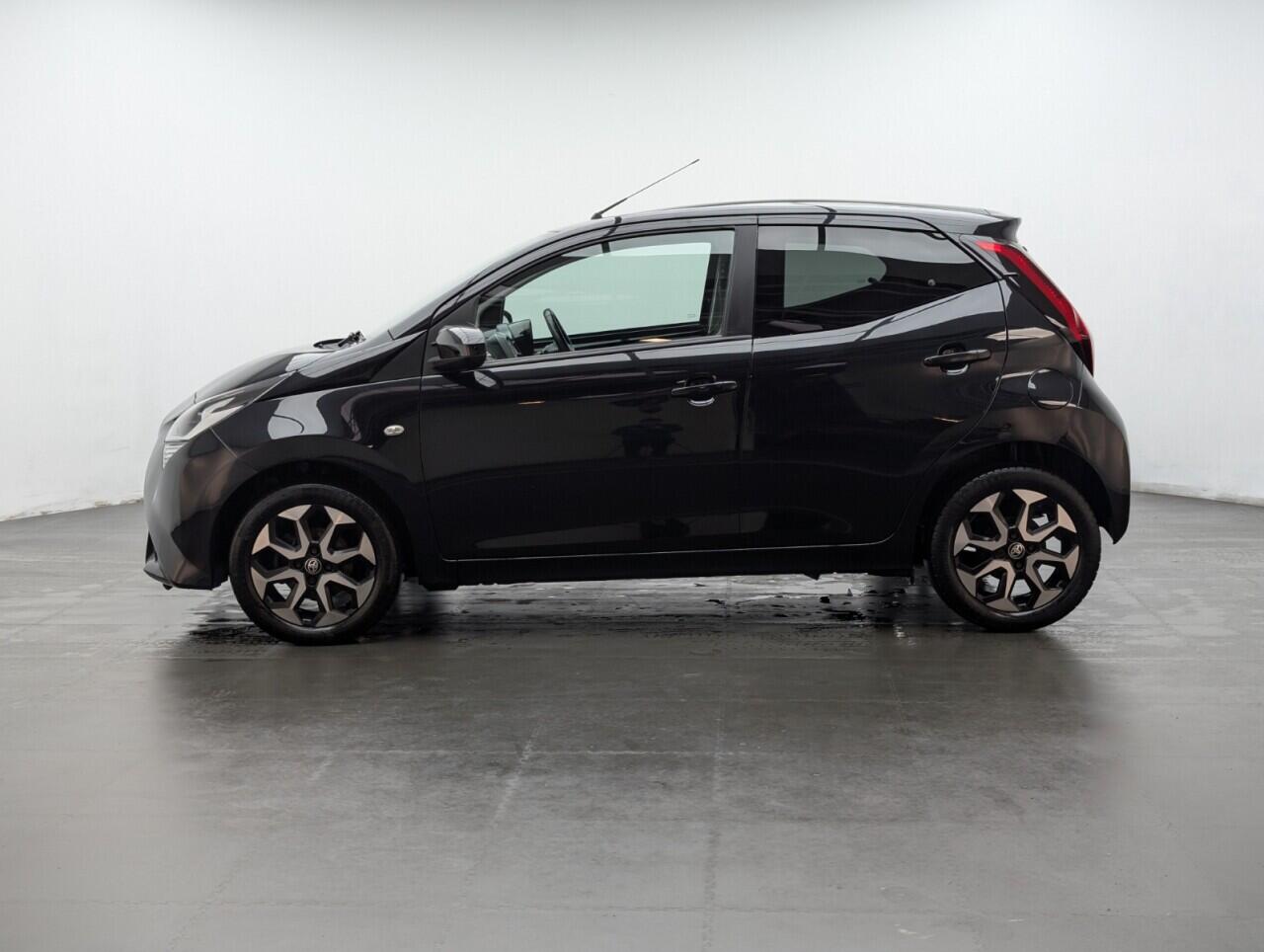 Used Toyota AYGO 2018 for sale - 77060235: Photo 5