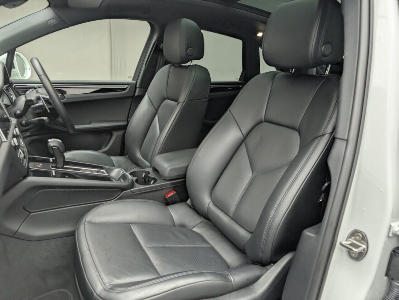 Used Porsche Macan 2022 for sale - 76425224: Photo 32