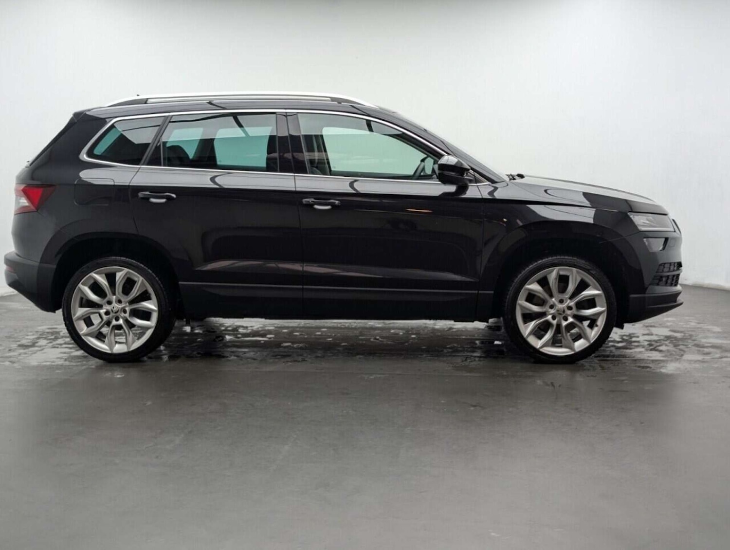 Used Skoda Karoq 2021 for sale - 77714943: Photo 9