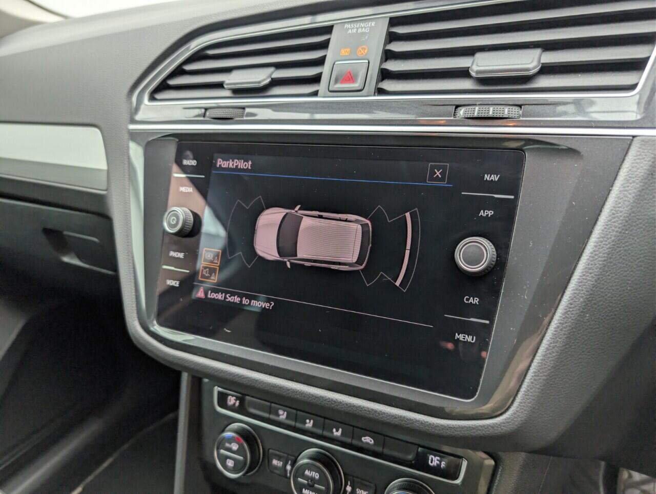 Used Volkswagen Tiguan 2018 for sale - 76607930: Photo 15