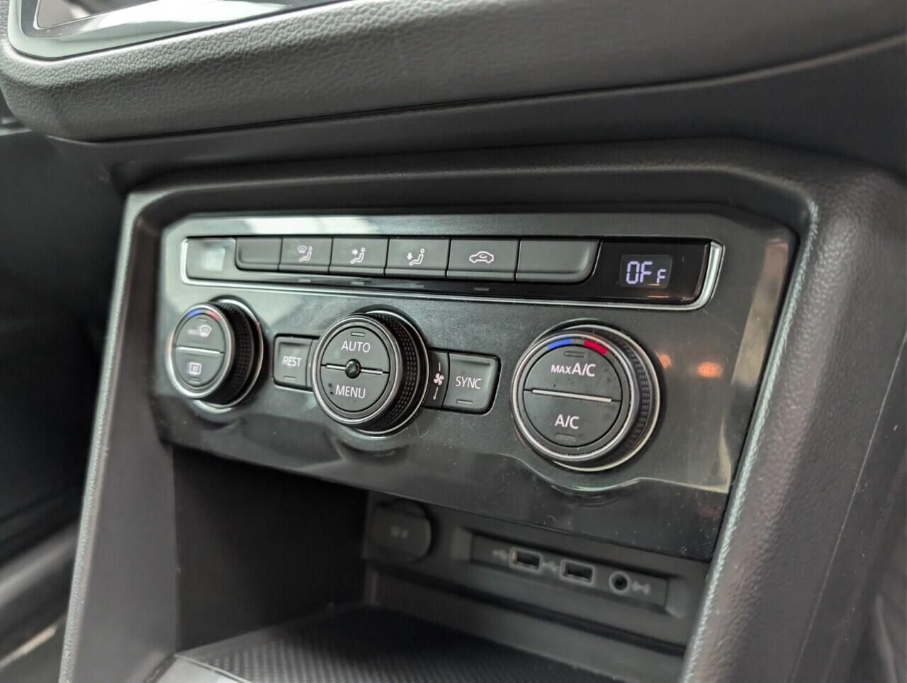 Used Volkswagen Tiguan 2018 for sale - 76607930: Photo 16