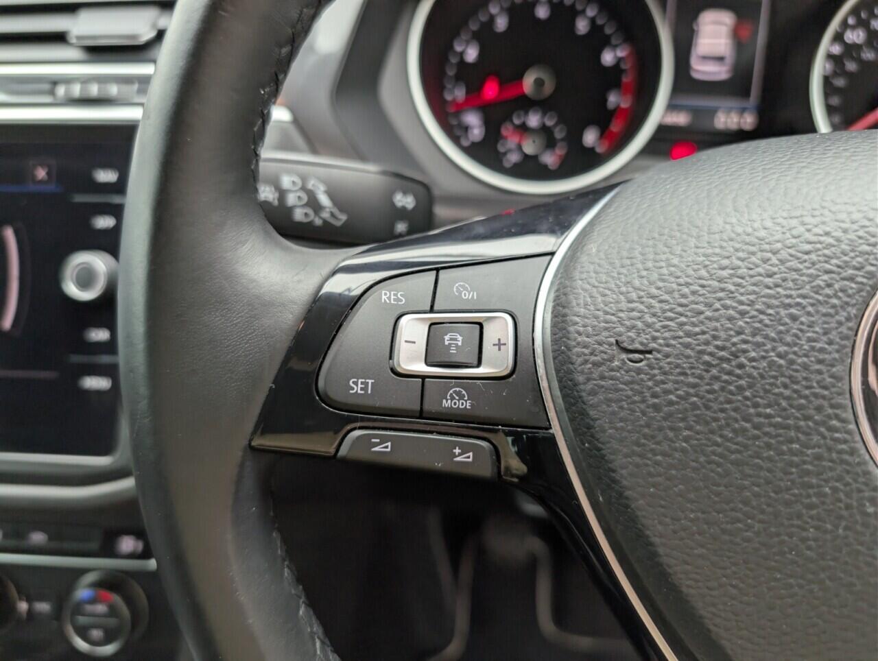 Used Volkswagen Tiguan 2018 for sale - 76607930: Photo 19