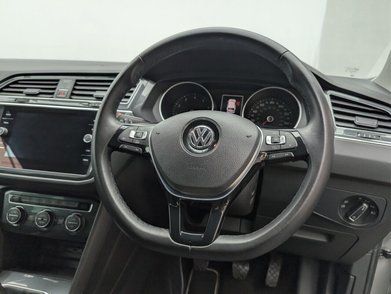 Used Volkswagen Tiguan 2018 for sale - 76607930: Photo 23
