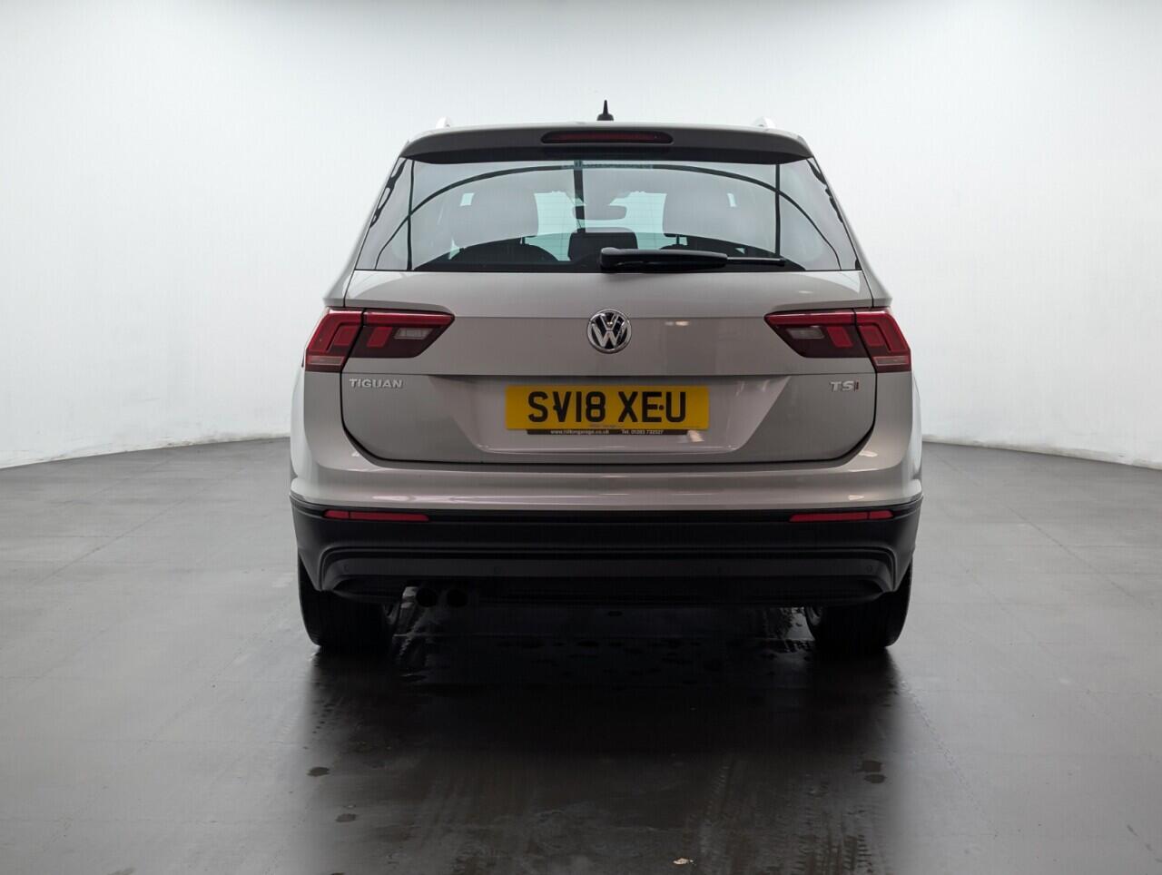 Used Volkswagen Tiguan 2018 for sale - 76607930: Photo 7