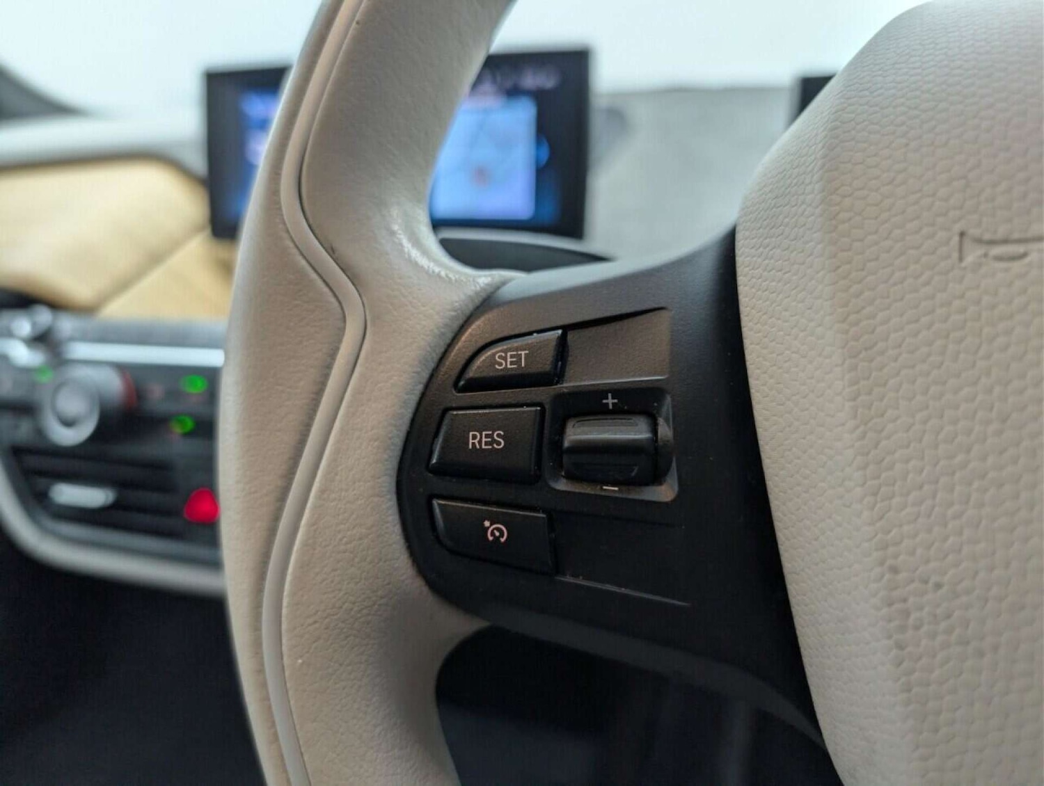 Used BMW i3 2018 for sale - 77714242: Photo 17