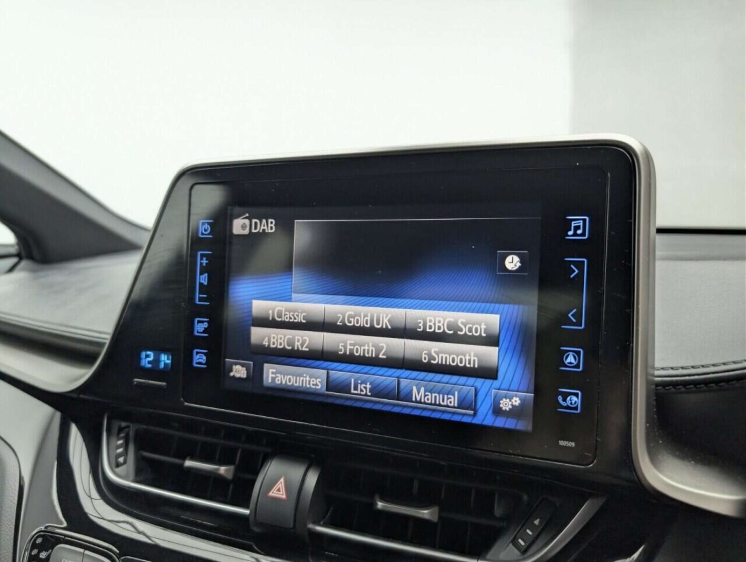 Used Toyota C-HR 2019 for sale - 77713918: Photo 13