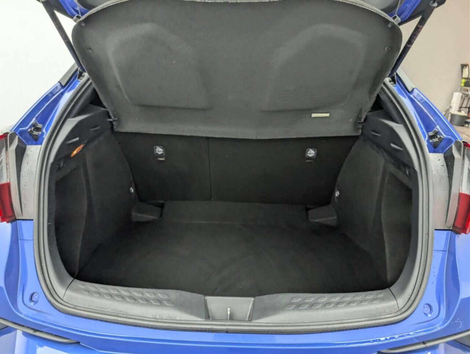 Used Toyota C-HR 2019 for sale - 77713918: Photo 23