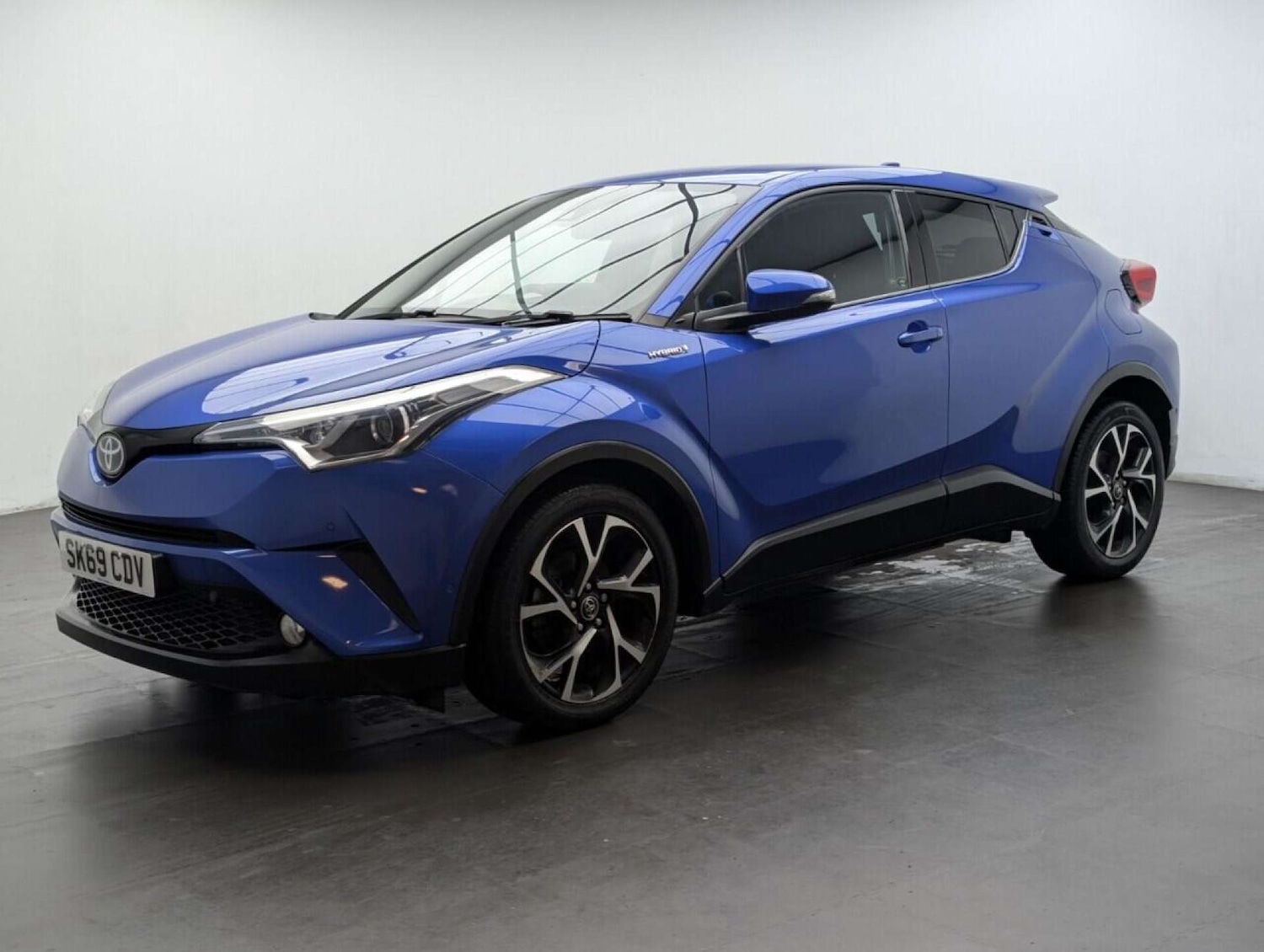 Used Toyota C-HR 2019 for sale - 77713918: Photo 4