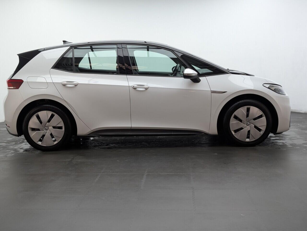 Used Volkswagen ID.3 2022 for sale - 76620485: Photo 9