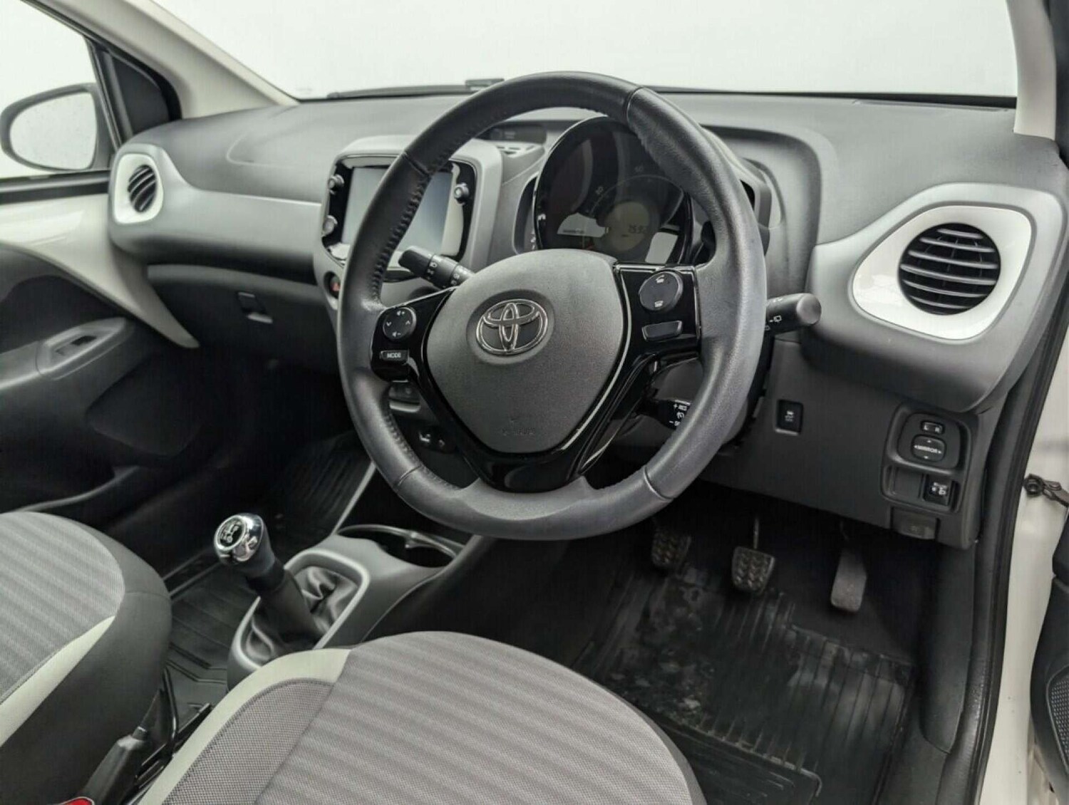 Used Toyota AYGO 2019 for sale - 77714283: Photo 11