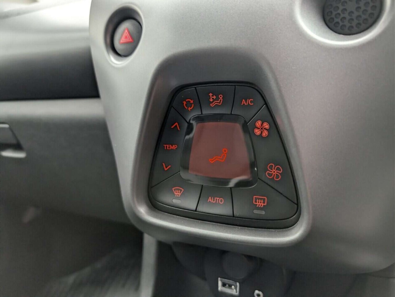 Used Toyota AYGO 2019 for sale - 77714283: Photo 16