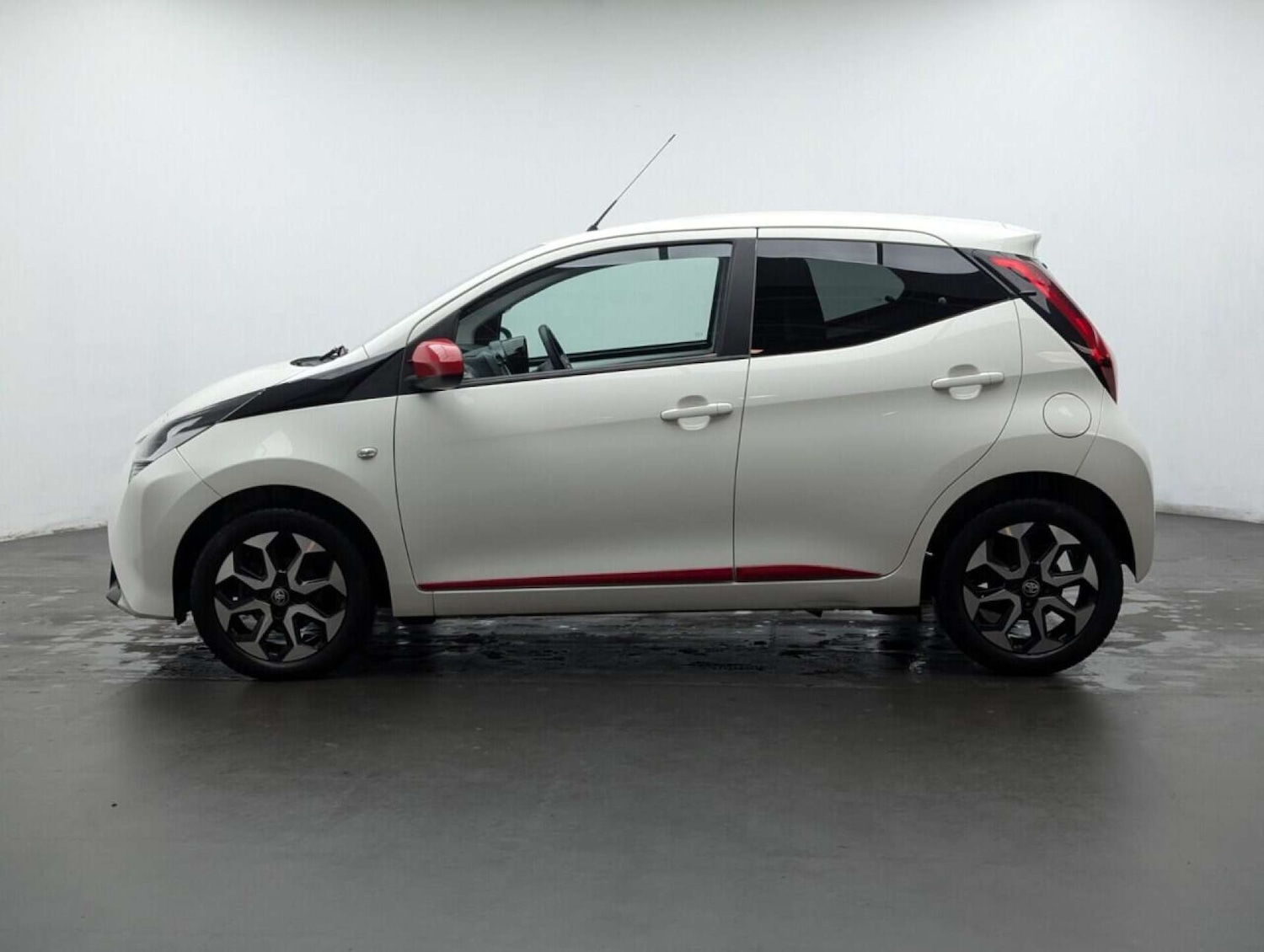 Used Toyota AYGO 2019 for sale - 77714283: Photo 5