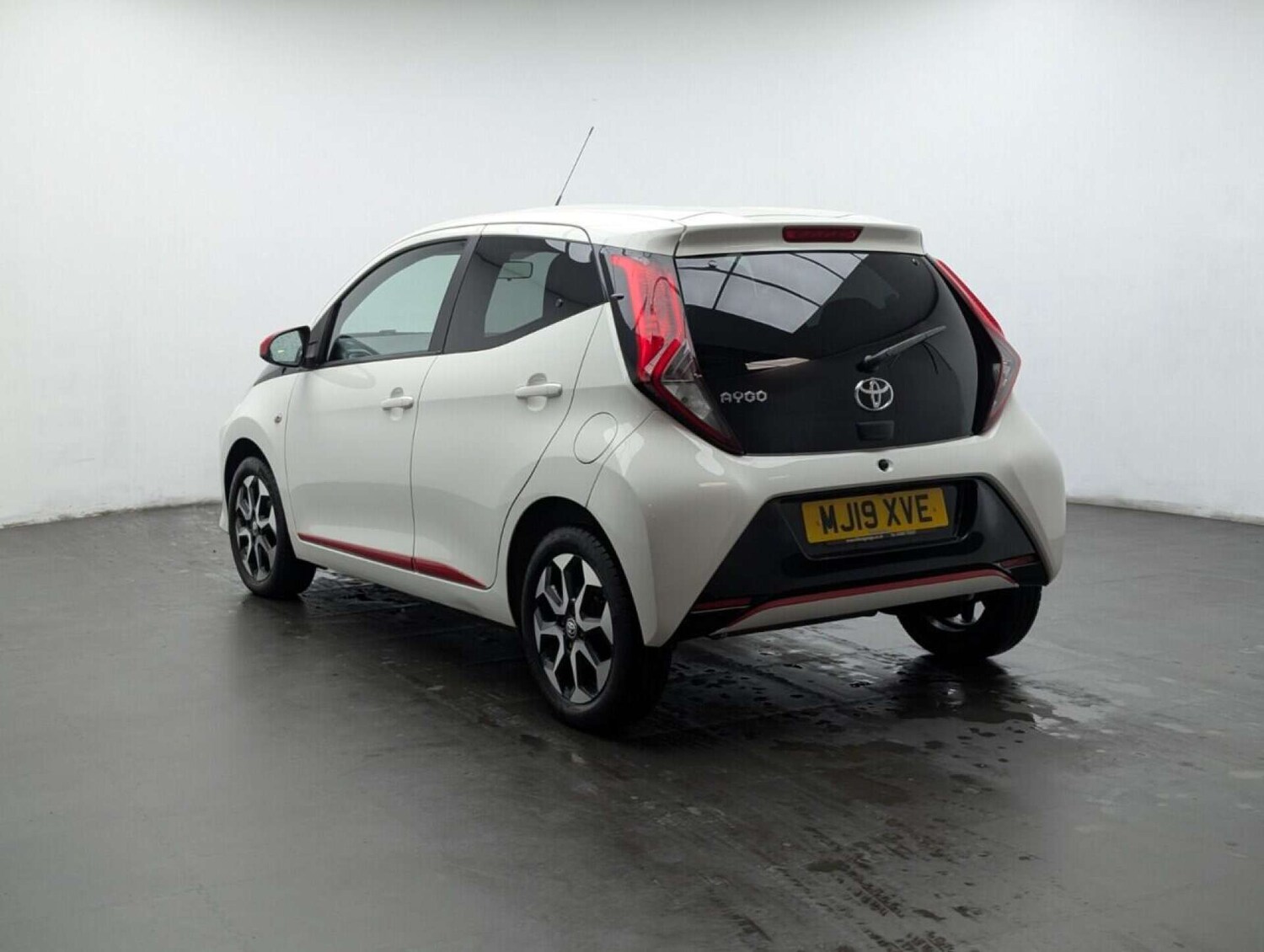Used Toyota AYGO 2019 for sale - 77714283: Photo 6