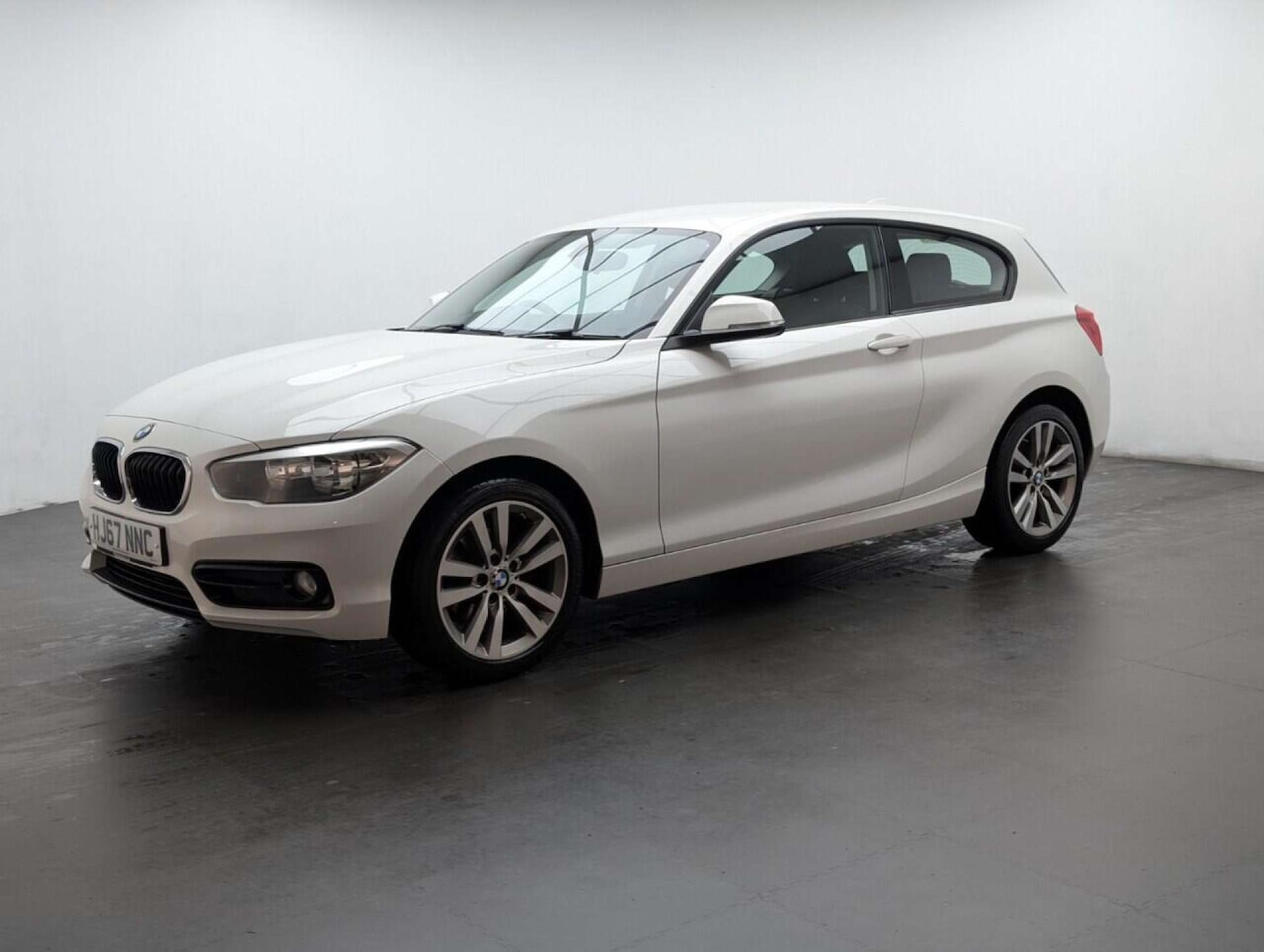 Used BMW 1 Series 2017 for sale - 77713351: Photo 4