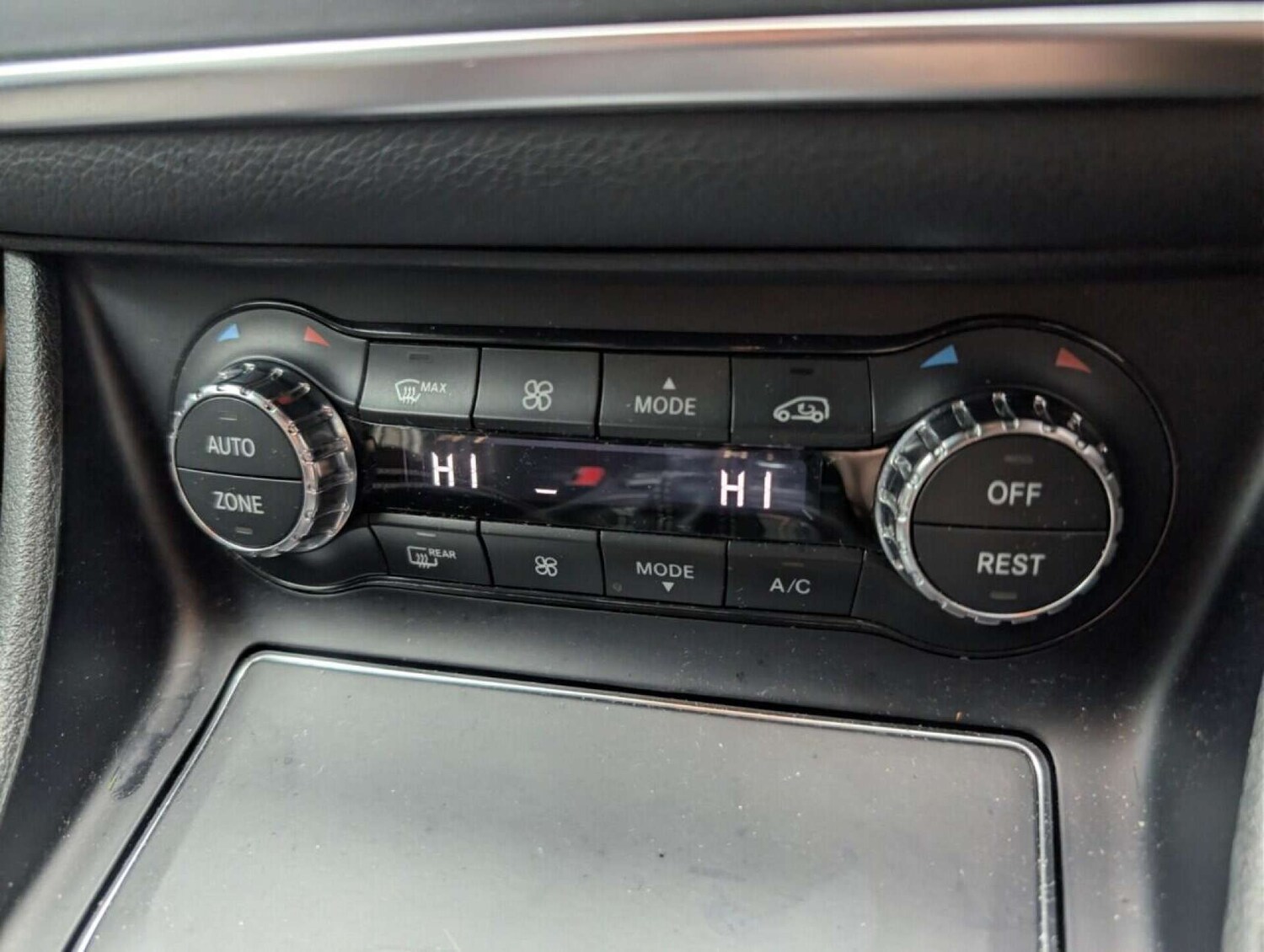 Used Mercedes-Benz A-Class 2017 for sale - 77714148: Photo 16