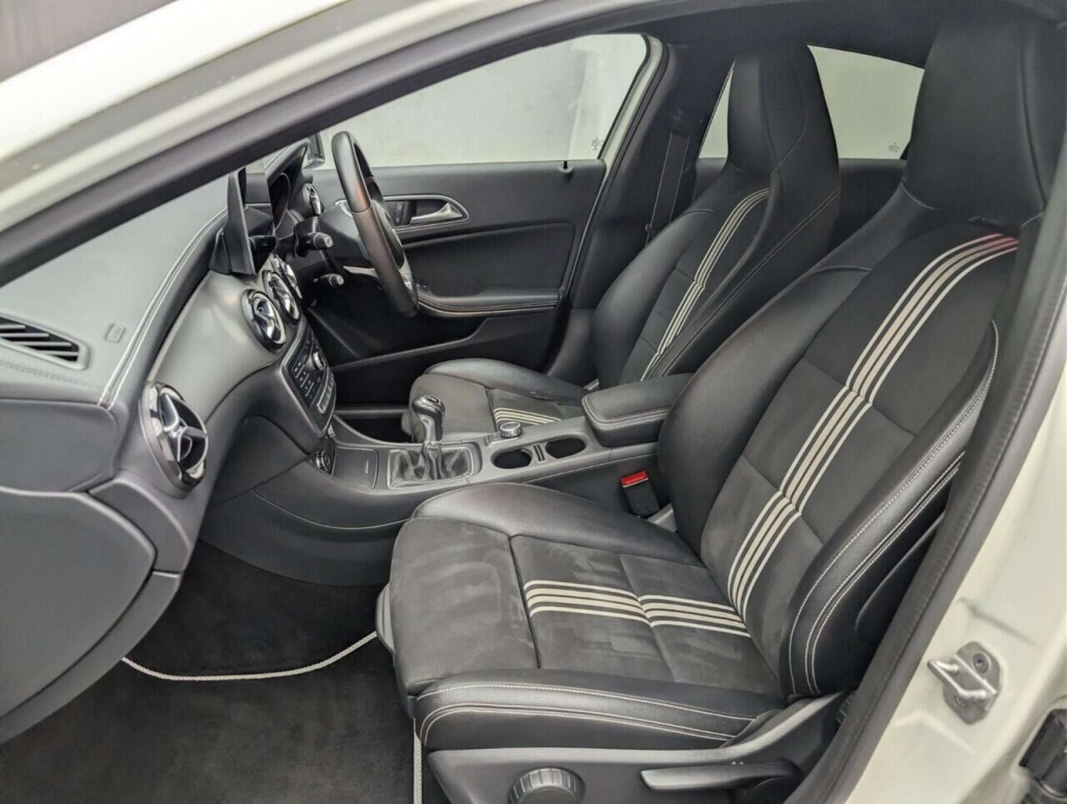 Used Mercedes-Benz A-Class 2017 for sale - 77714148: Photo 27