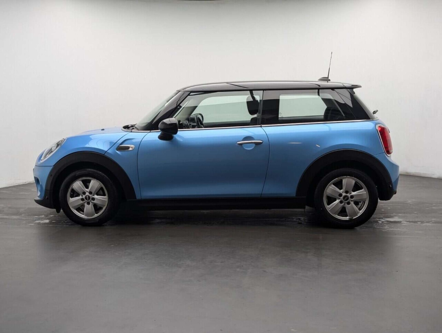Used MINI Hatch 2018 for sale - 78202468: Photo 6