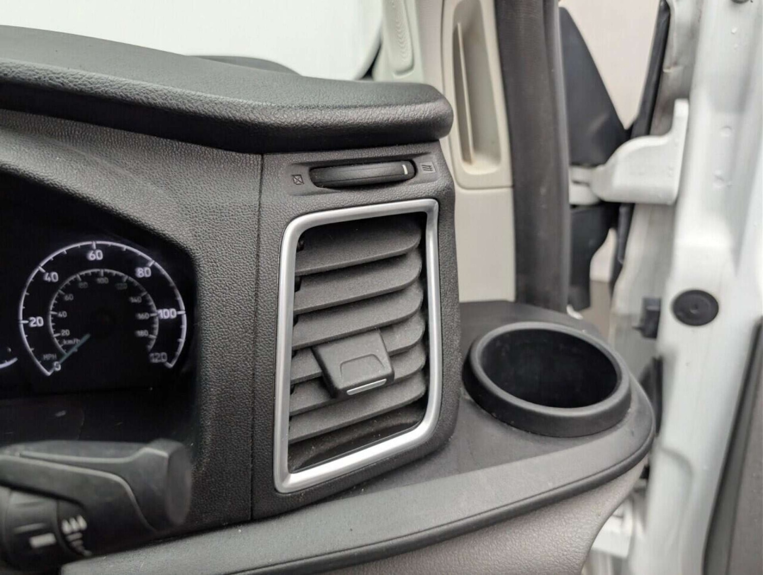 Used Ford Transit Custom 2019 for sale - 78016557: Photo 24