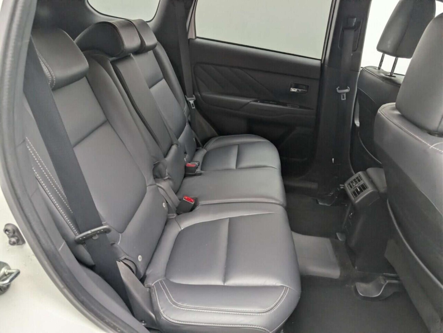 Used Mitsubishi Outlander 2019 for sale - 77713242: Photo 26