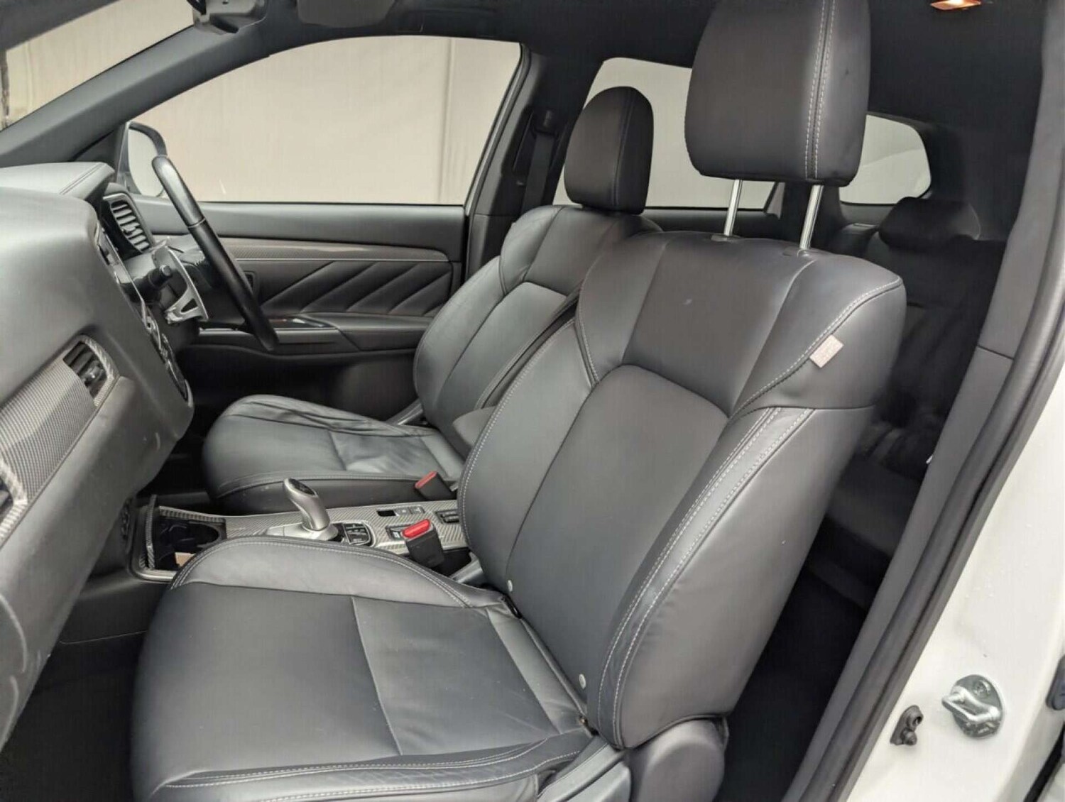 Used Mitsubishi Outlander 2019 for sale - 77713242: Photo 29