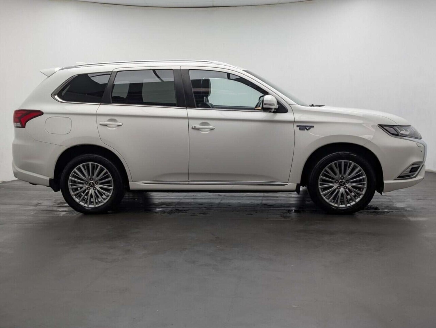 Used Mitsubishi Outlander 2019 for sale - 77713242: Photo 9