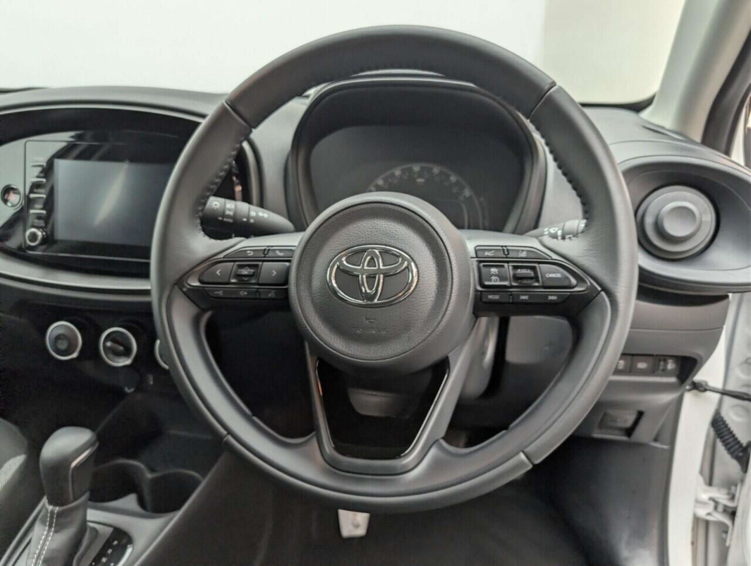 Used Toyota Aygo X 2023 for sale - 77713134: Photo 23