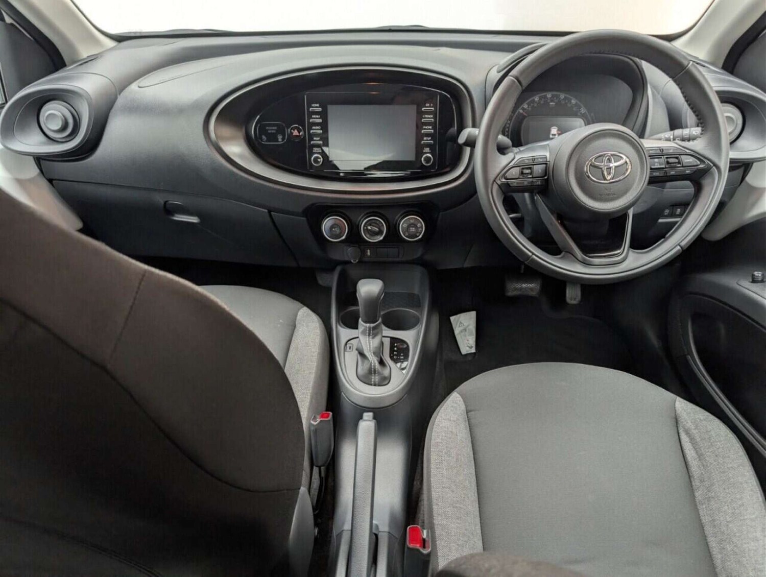 Used Toyota Aygo X 2023 for sale - 77713134: Photo 24