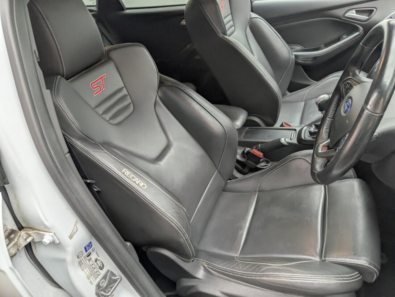 Used Ford Focus 2015 for sale - 76735382: Photo 12