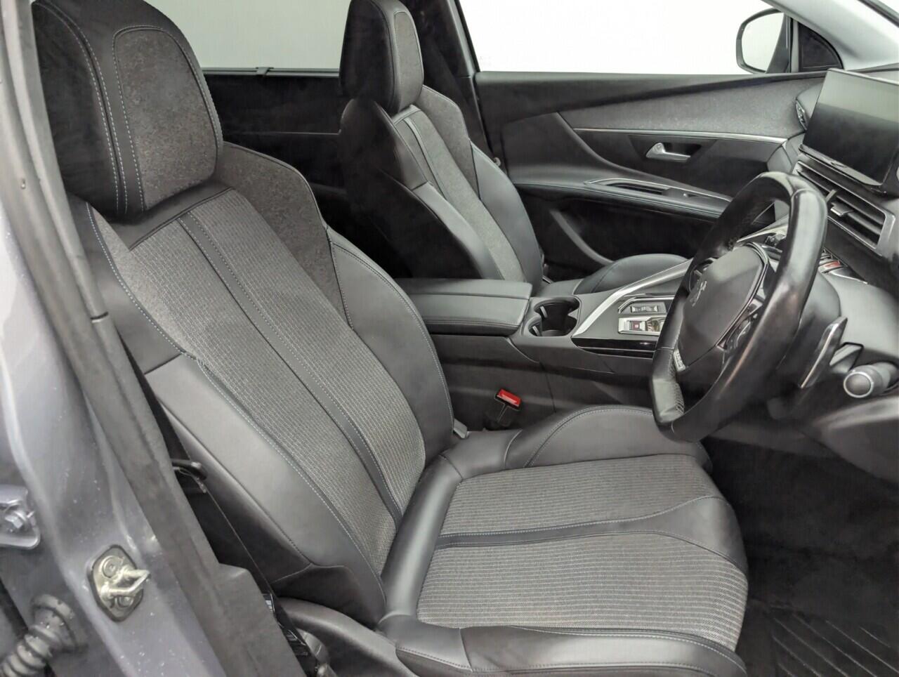 Used Peugeot 5008 2022 for sale - 76572469: Photo 12