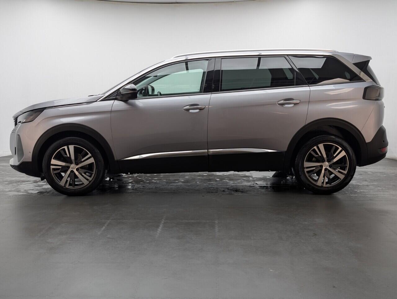 Used Peugeot 5008 2022 for sale - 76572469: Photo 5