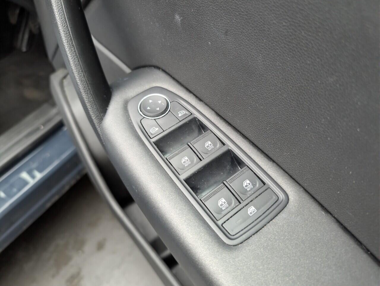 Used Renault Captur 2022 for sale - 77454921: Photo 21