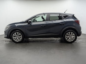 Used Renault Captur 2022 for sale - 77454921: Photo