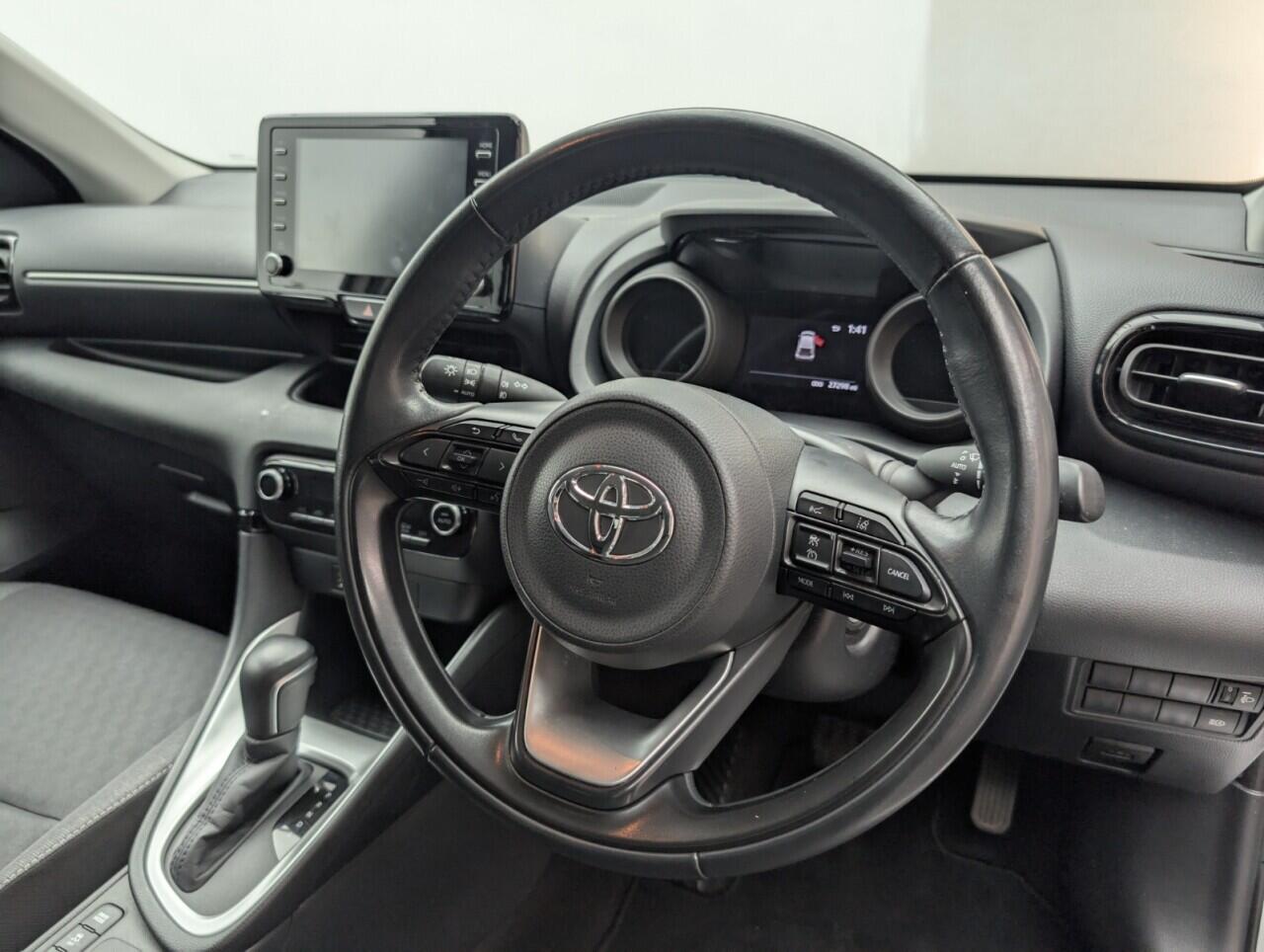 Used Toyota Yaris 2021 for sale - 76425477: Photo 23