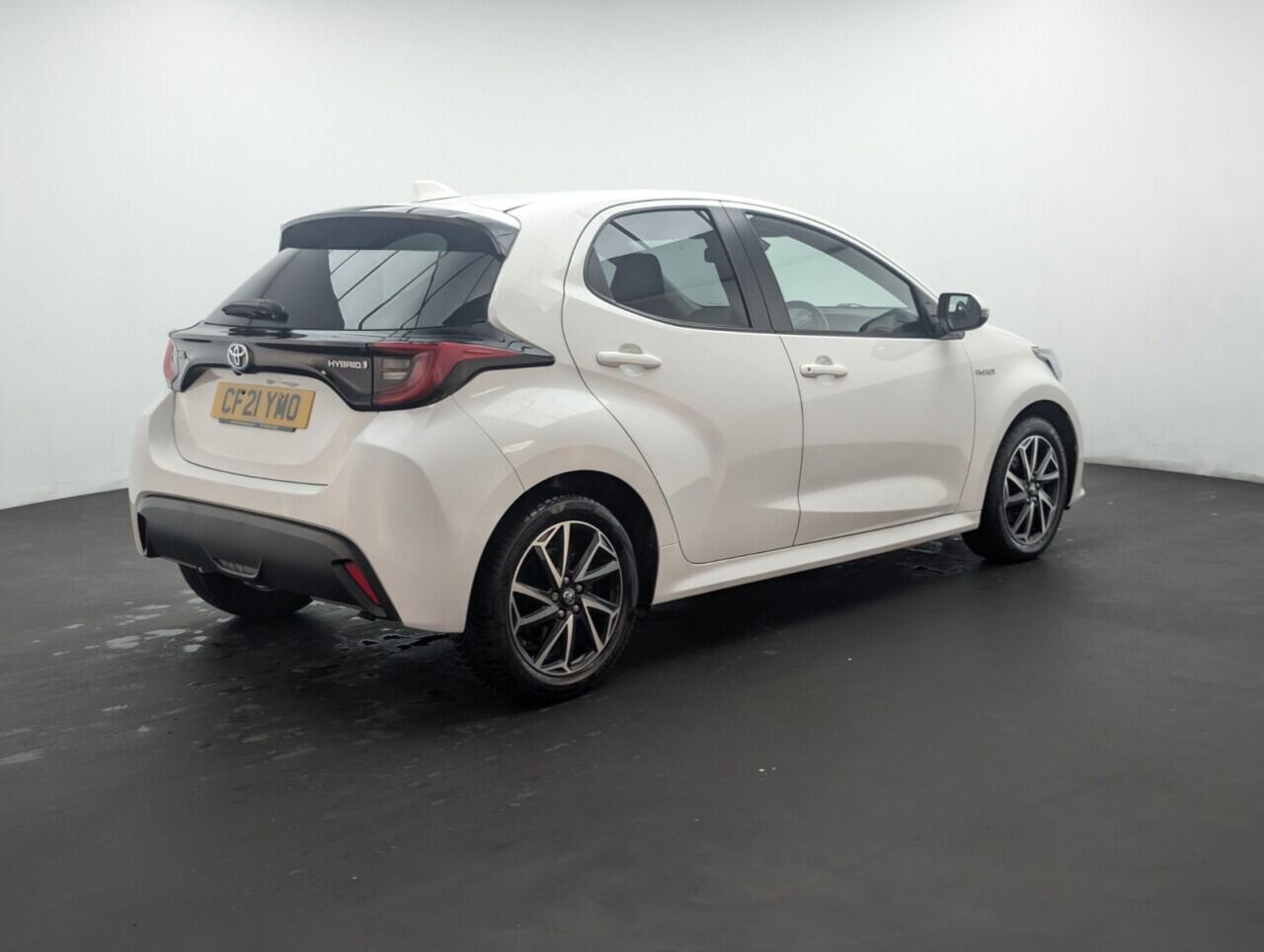 Used Toyota Yaris 2021 for sale - 76425477: Photo 8
