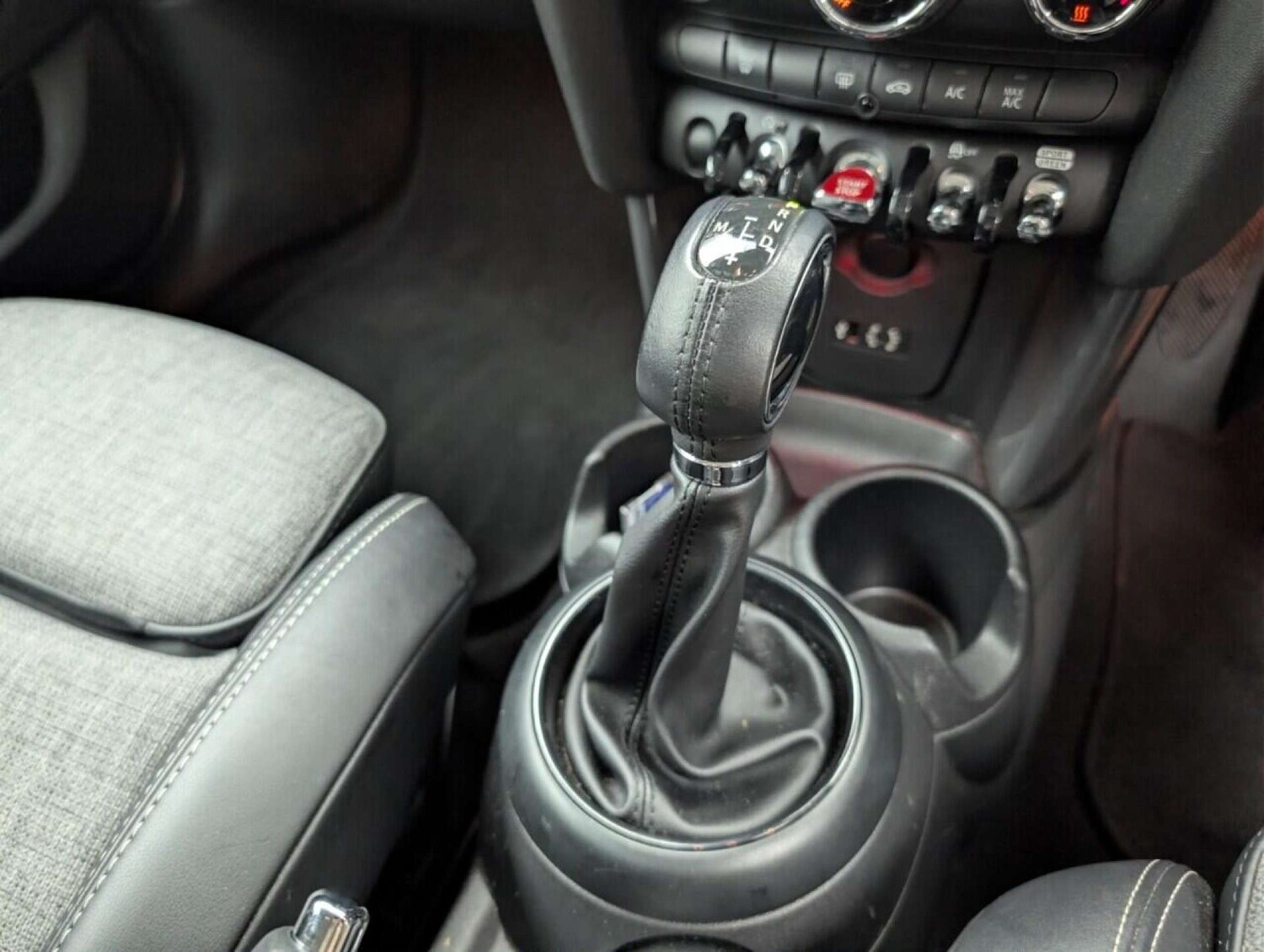 Used MINI Hatch 2017 for sale - 77713022: Photo 17