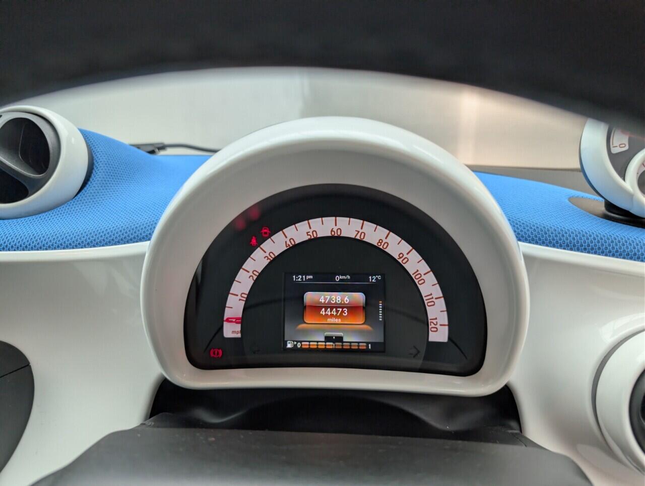 Used smart fortwo 2016 for sale - 76608032: Photo 17