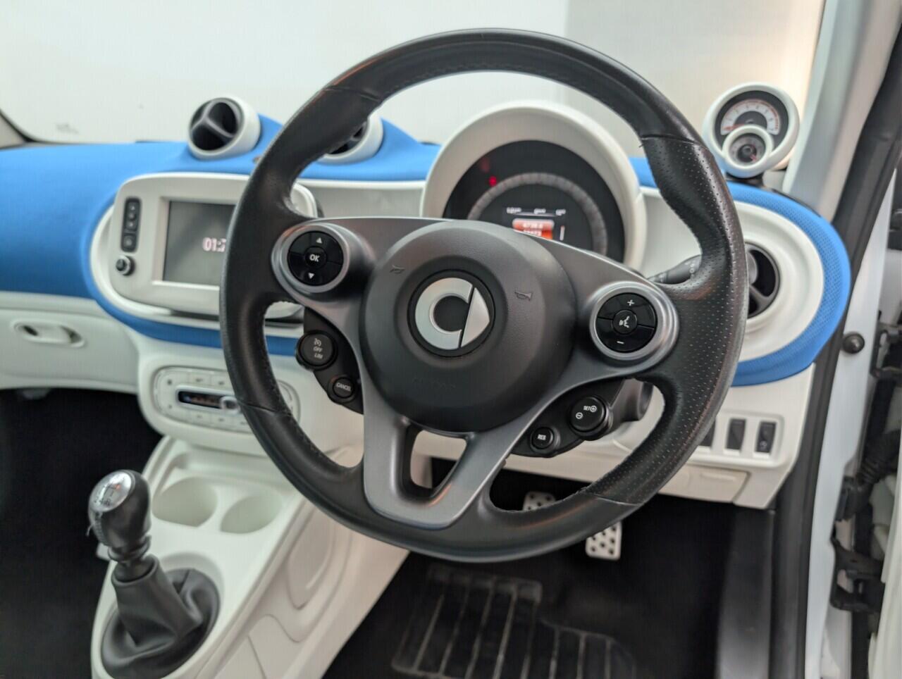 Used smart fortwo 2016 for sale - 76608032: Photo 22