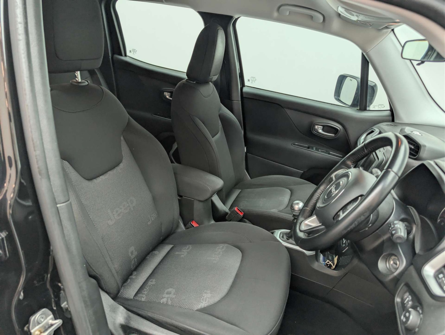 Used Jeep Renegade 2018 for sale - 78057256: Photo 25