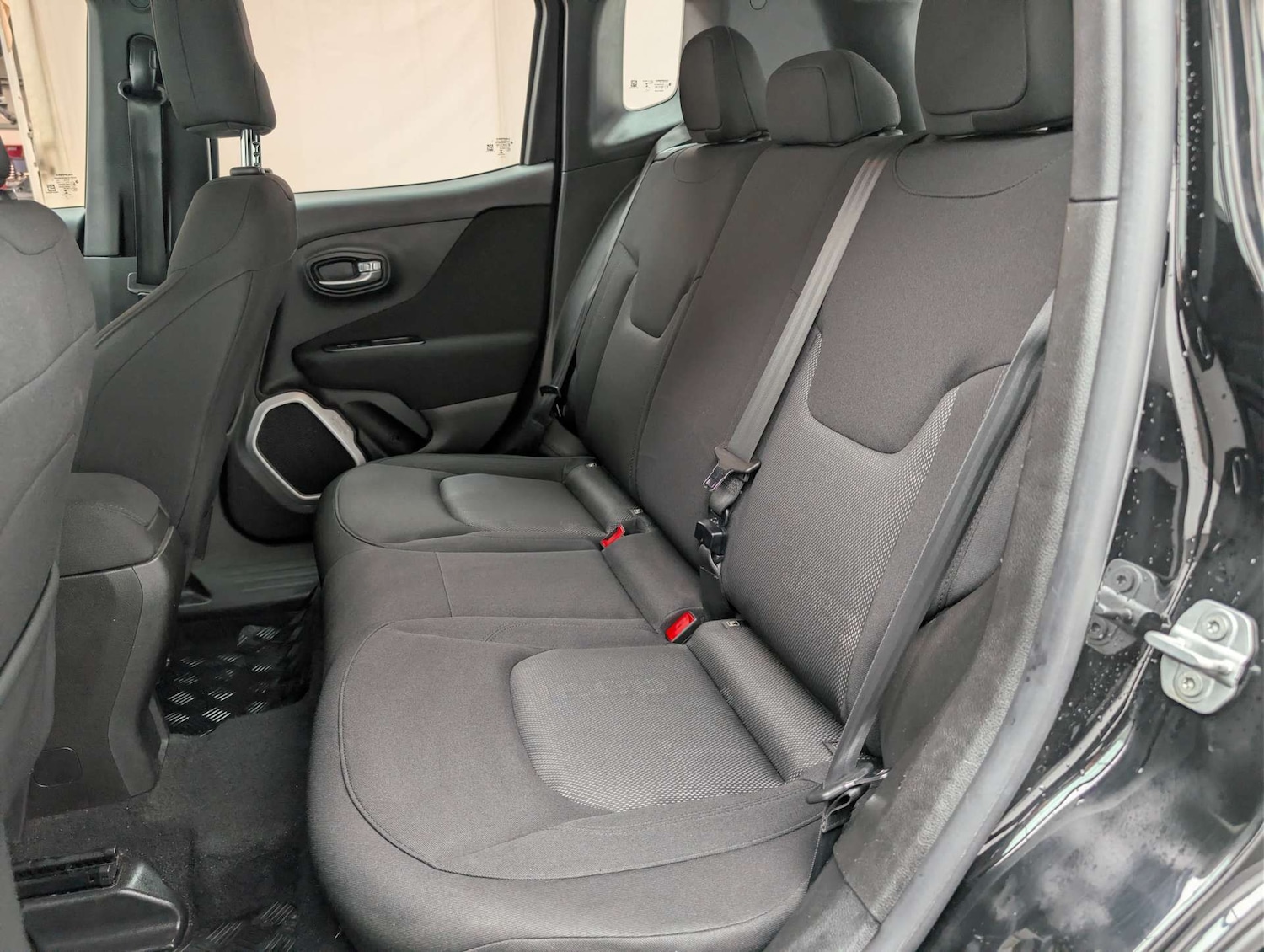 Used Jeep Renegade 2018 for sale - 78057256: Photo 30