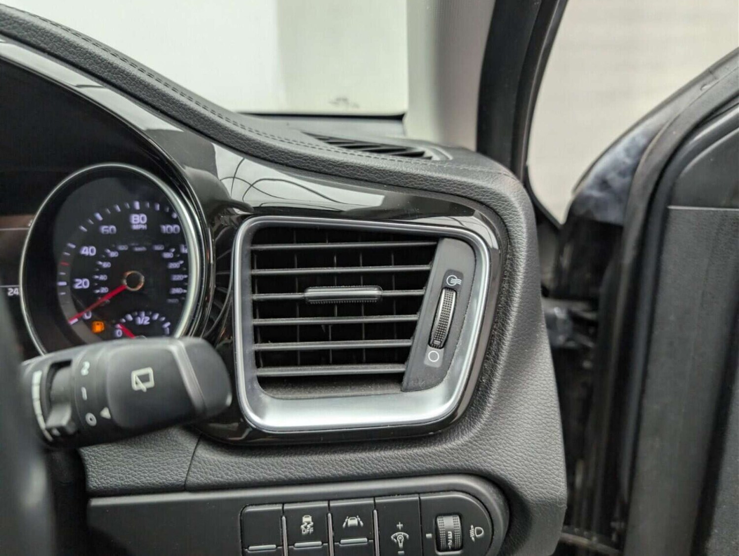 Used Kia XCeed 2020 for sale - 77713781: Photo 21