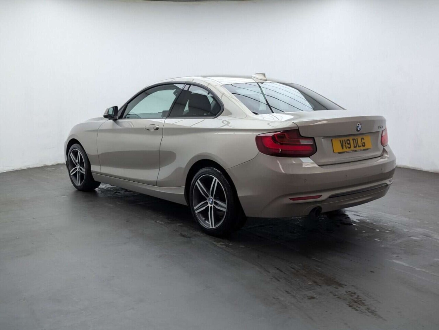 Used BMW 2 Series 2017 for sale - 77713739: Photo 6