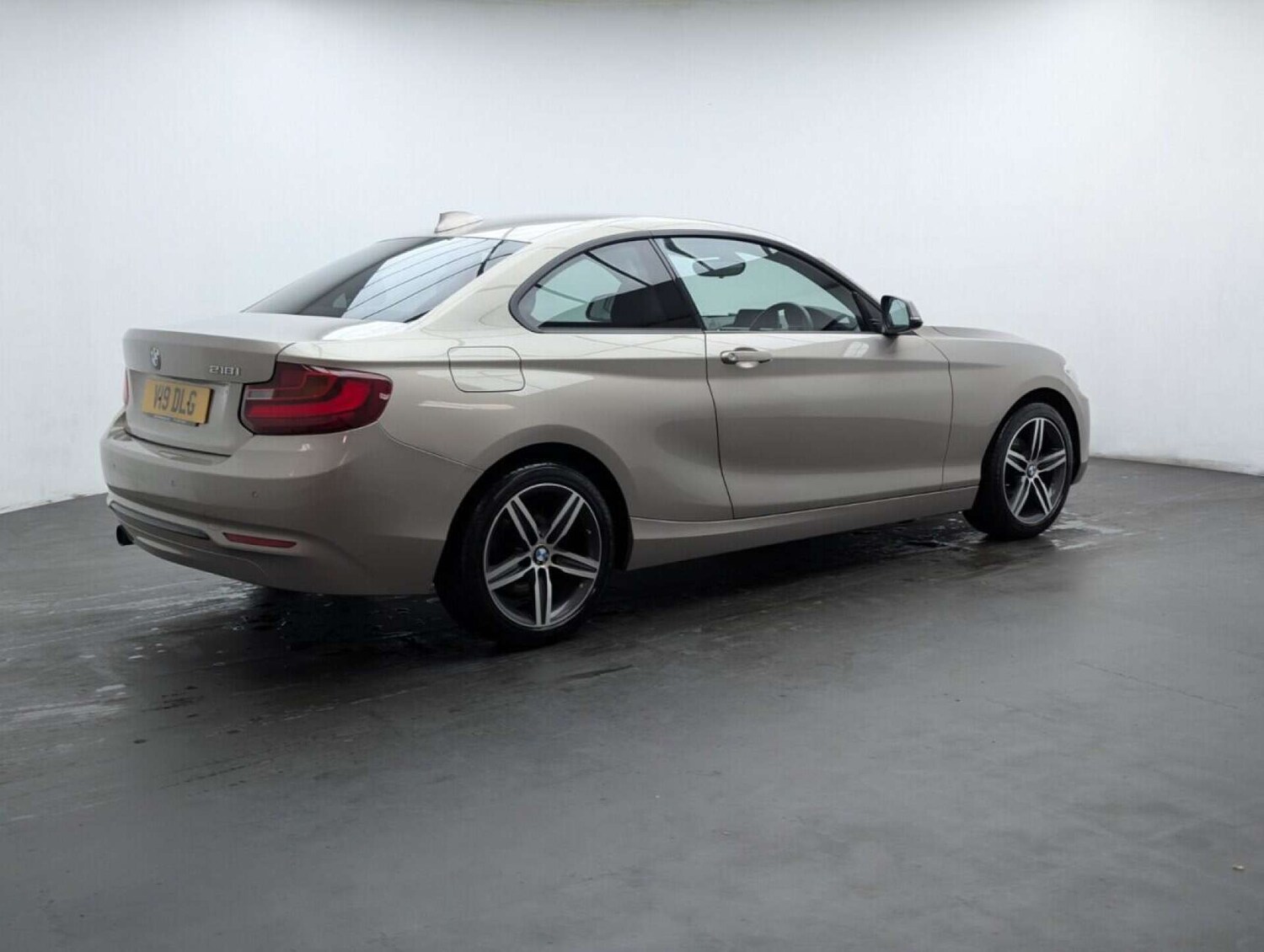 Used BMW 2 Series 2017 for sale - 77713739: Photo 8