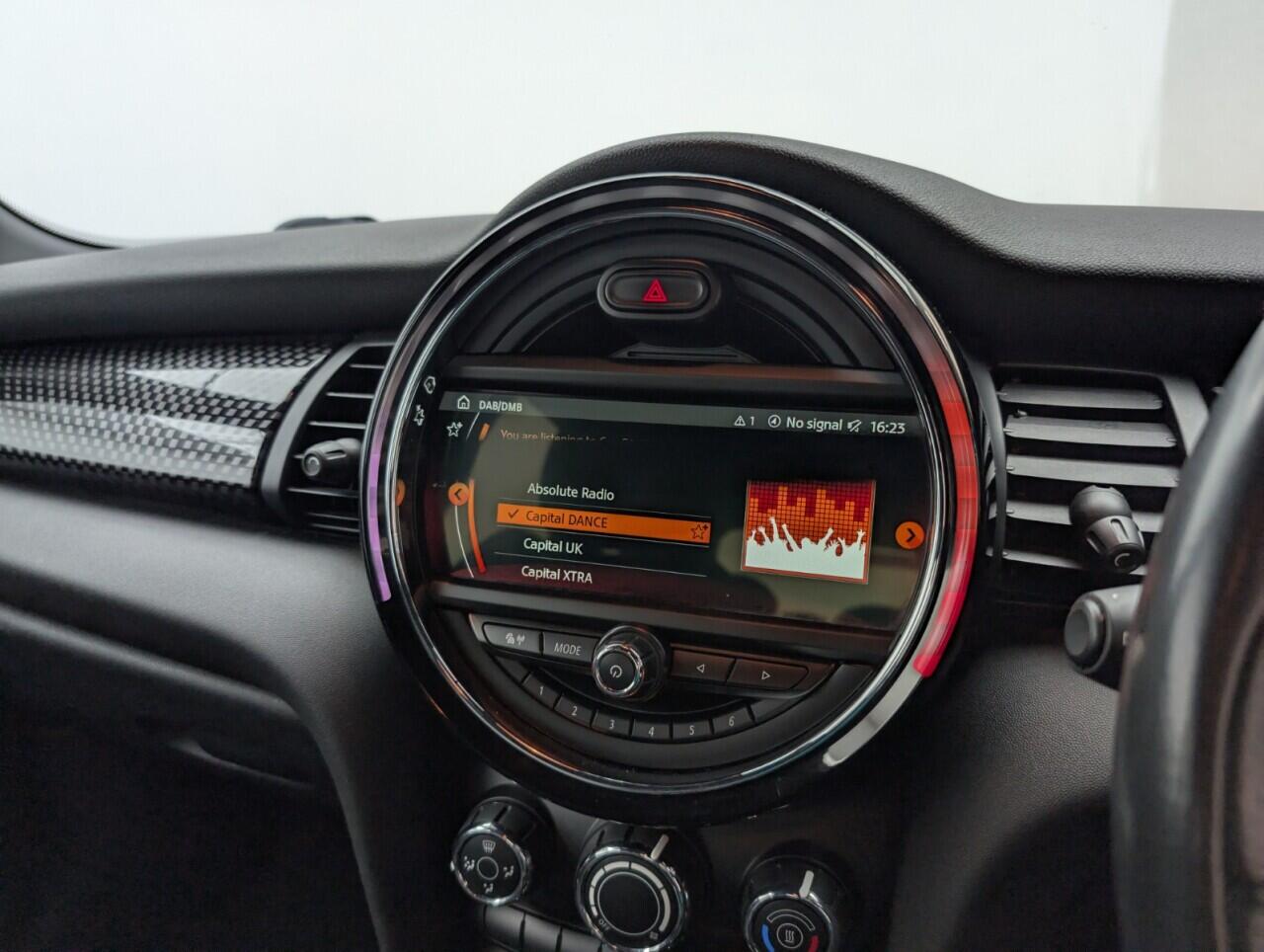 Used MINI Hatch 2018 for sale - 76423540: Photo 13