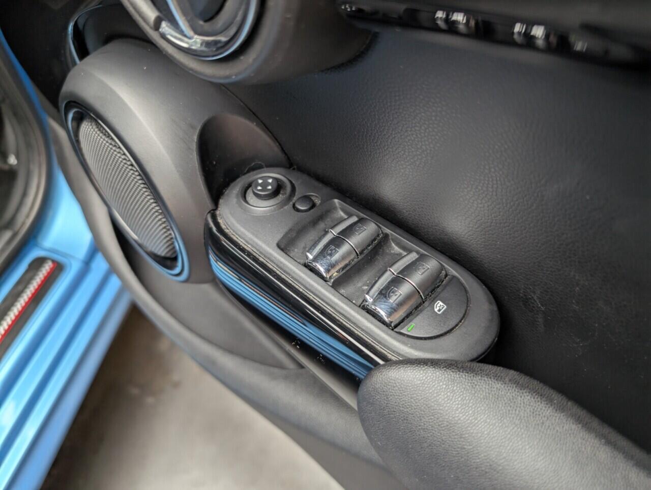 Used MINI Hatch 2018 for sale - 76423540: Photo 20