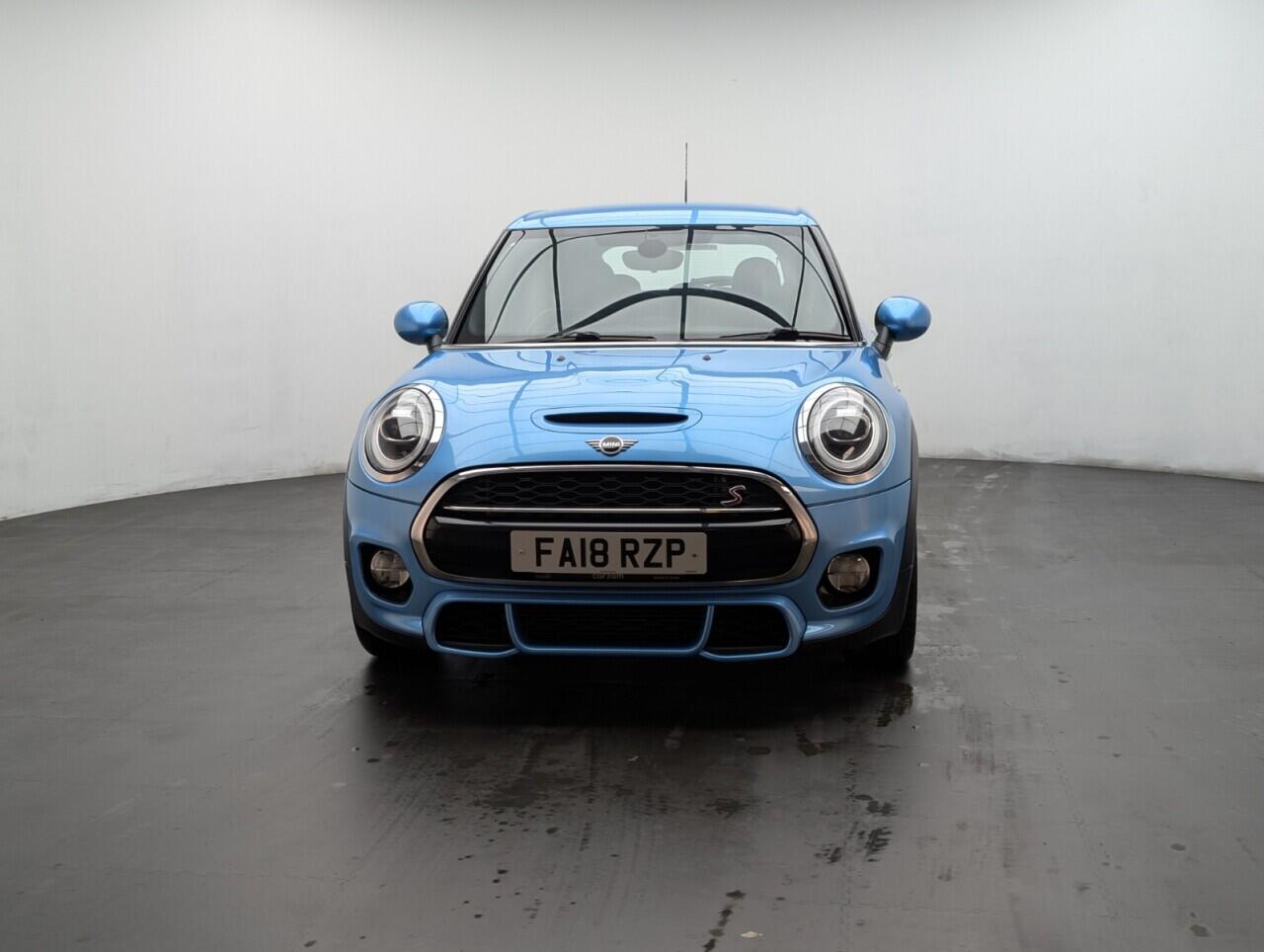 Used MINI Hatch 2018 for sale - 76423540: Photo 3