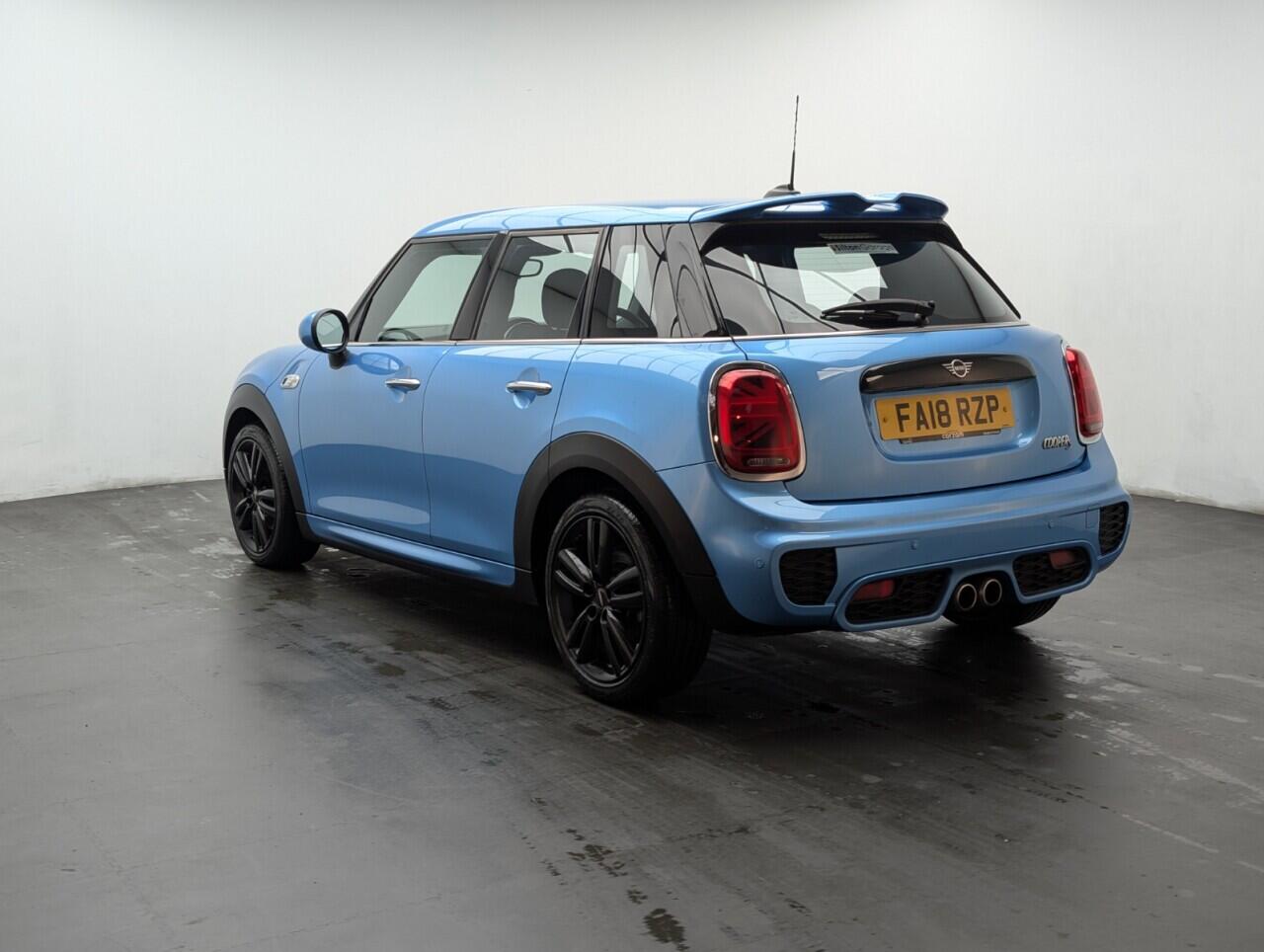 Used MINI Hatch 2018 for sale - 76423540: Photo 6