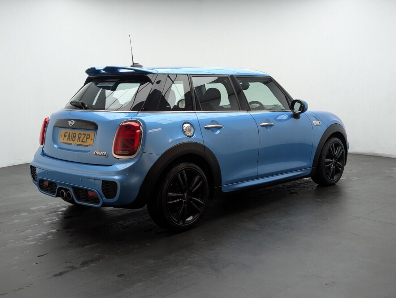 Used MINI Hatch 2018 for sale - 76423540: Photo 8